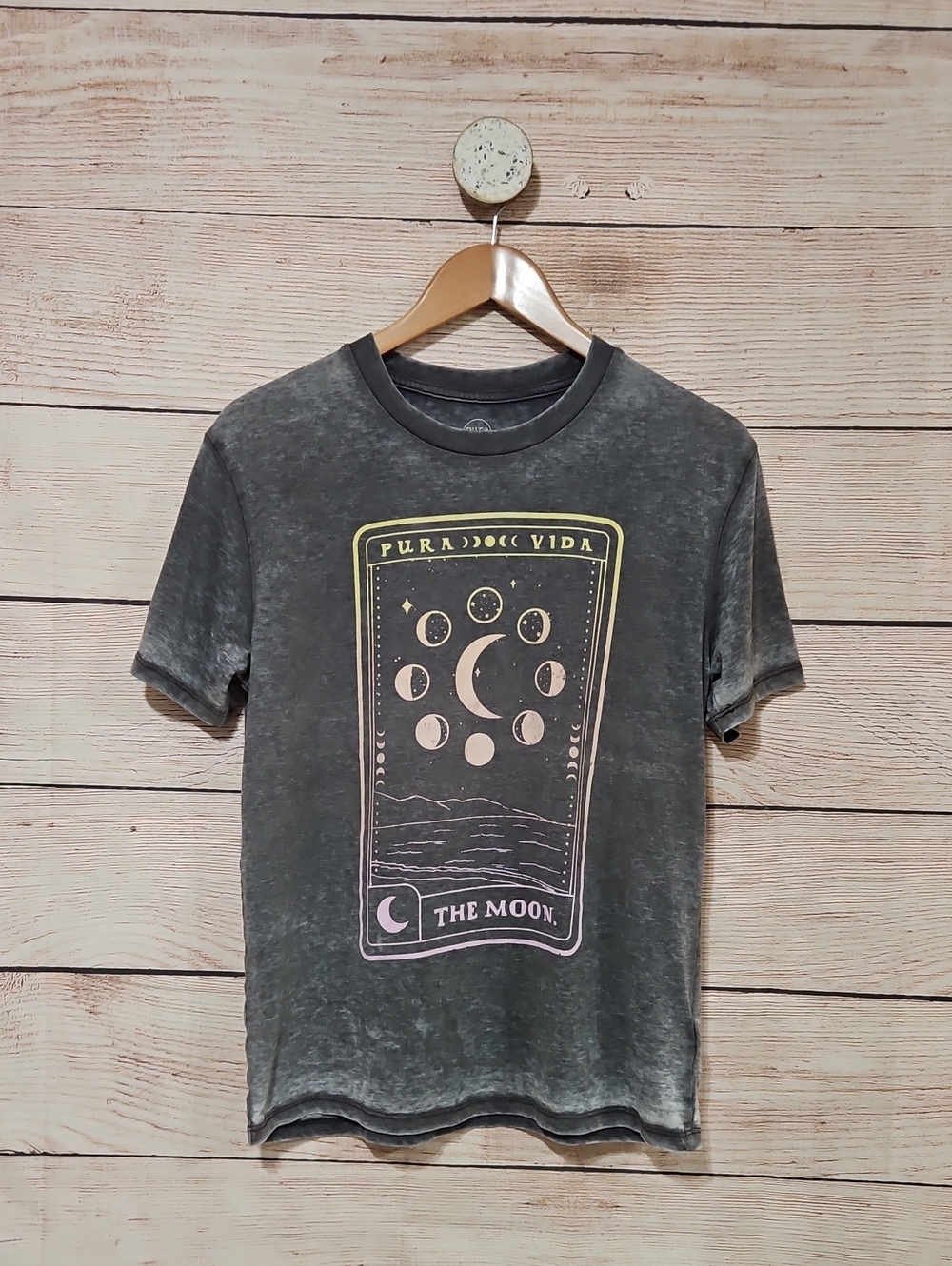 Pura Vida 'The Moon' Graphic Tee Short Sleeve - Grey XS